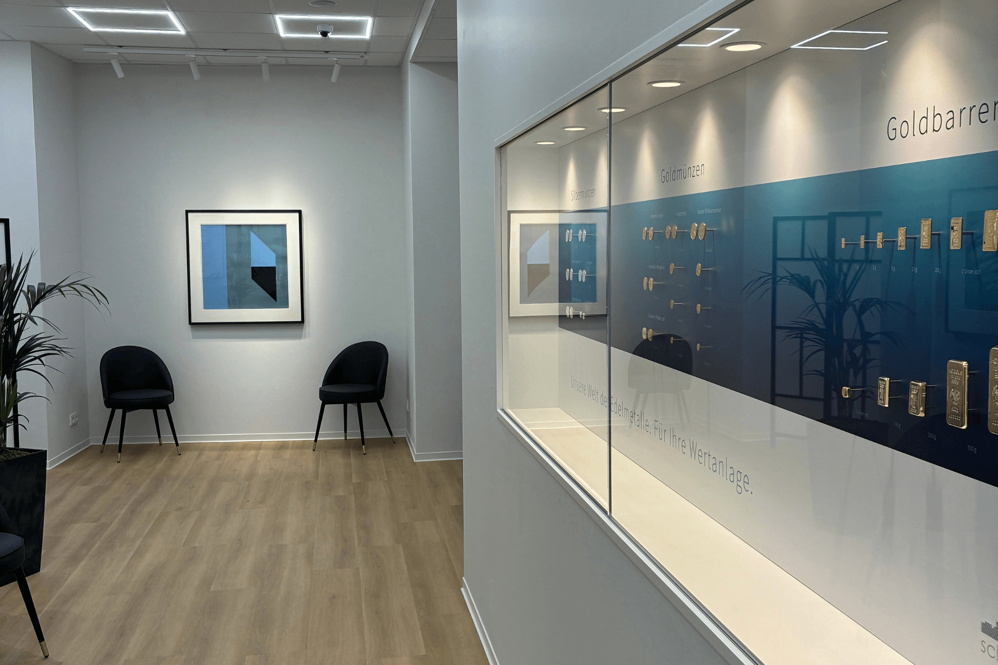 Standort Kaiserslautern Vitrine